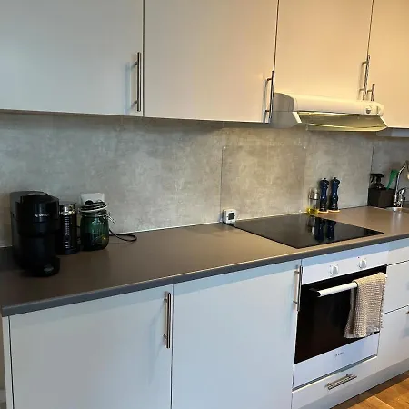 Top-floor Flat Near Ons *