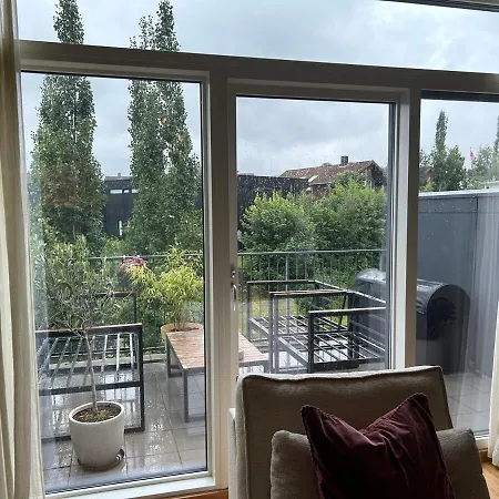 Apartment Top-floor Flat Near Ons